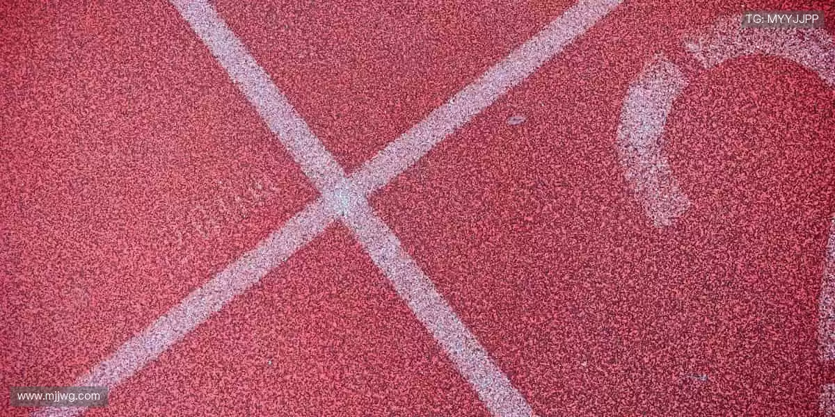 🎁 周边好物，把赛场带回家！